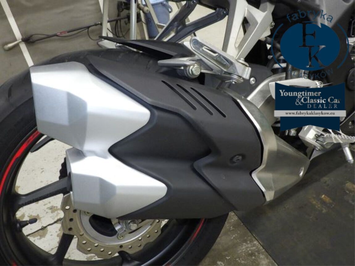 HONDA CBR250RR-2  - zdjęcie 17