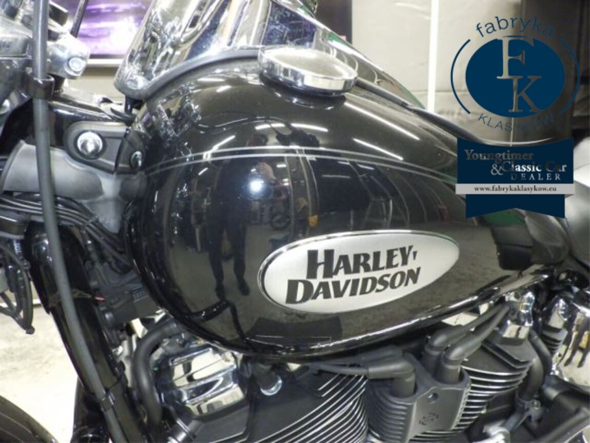 HARLEY-DAVIDSON FLHC1750 2021 - zdjęcie 18