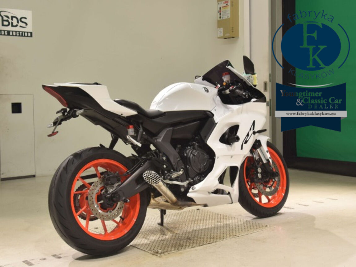 YAMAHA YZF-R7-2 2023 - zdjęcie 6