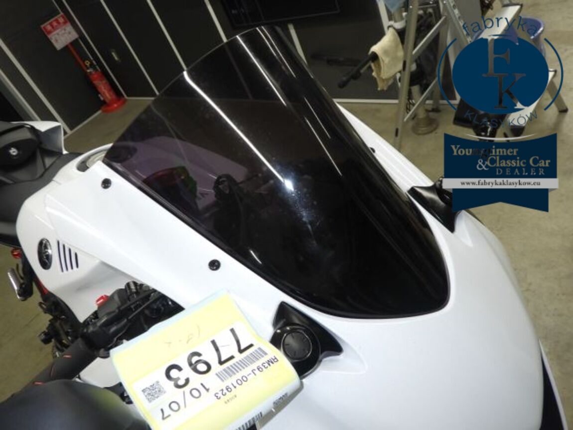 YAMAHA YZF-R7-2 2023 - zdjęcie 17