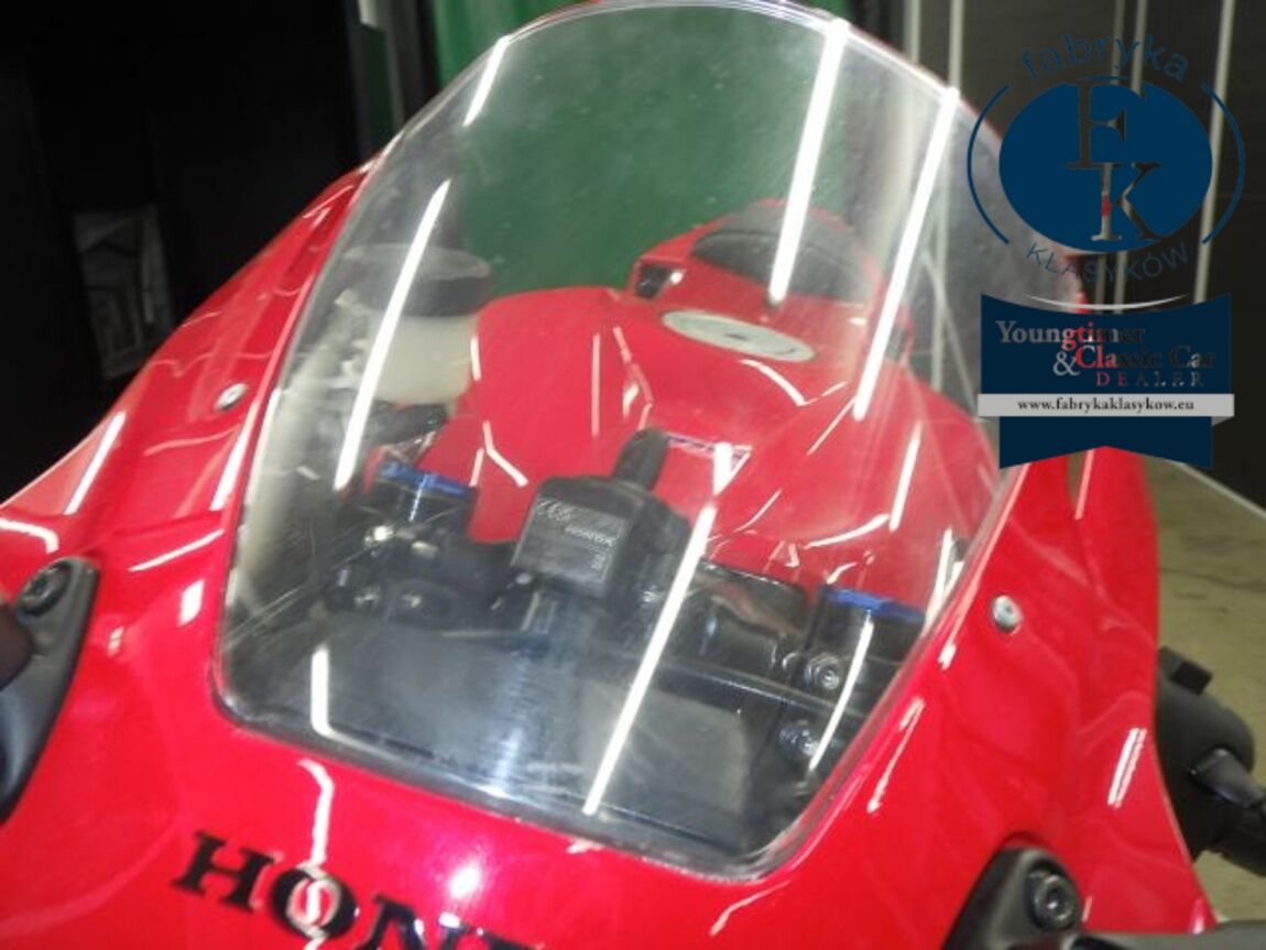 HONDA CBR600RR-4 2025 - zdjęcie 17