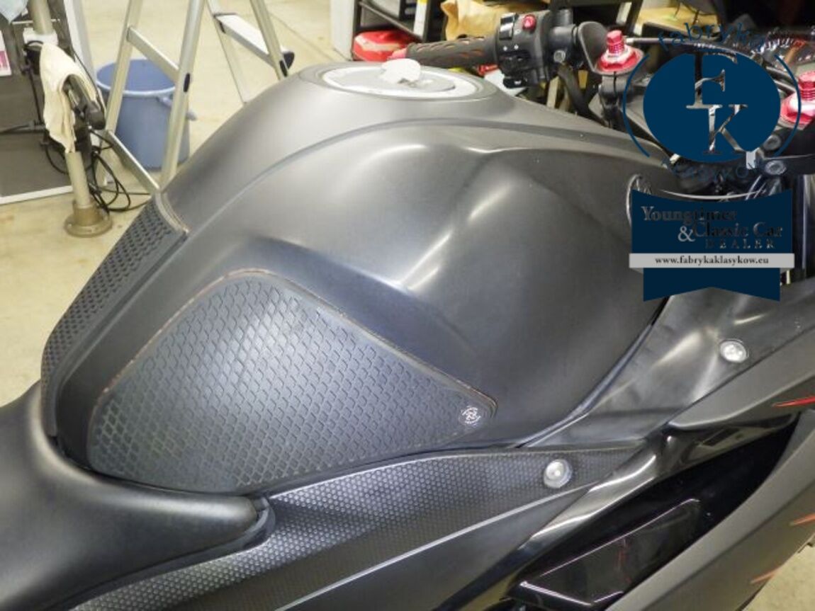 YAMAHA YZF-R25  - zdjęcie 18