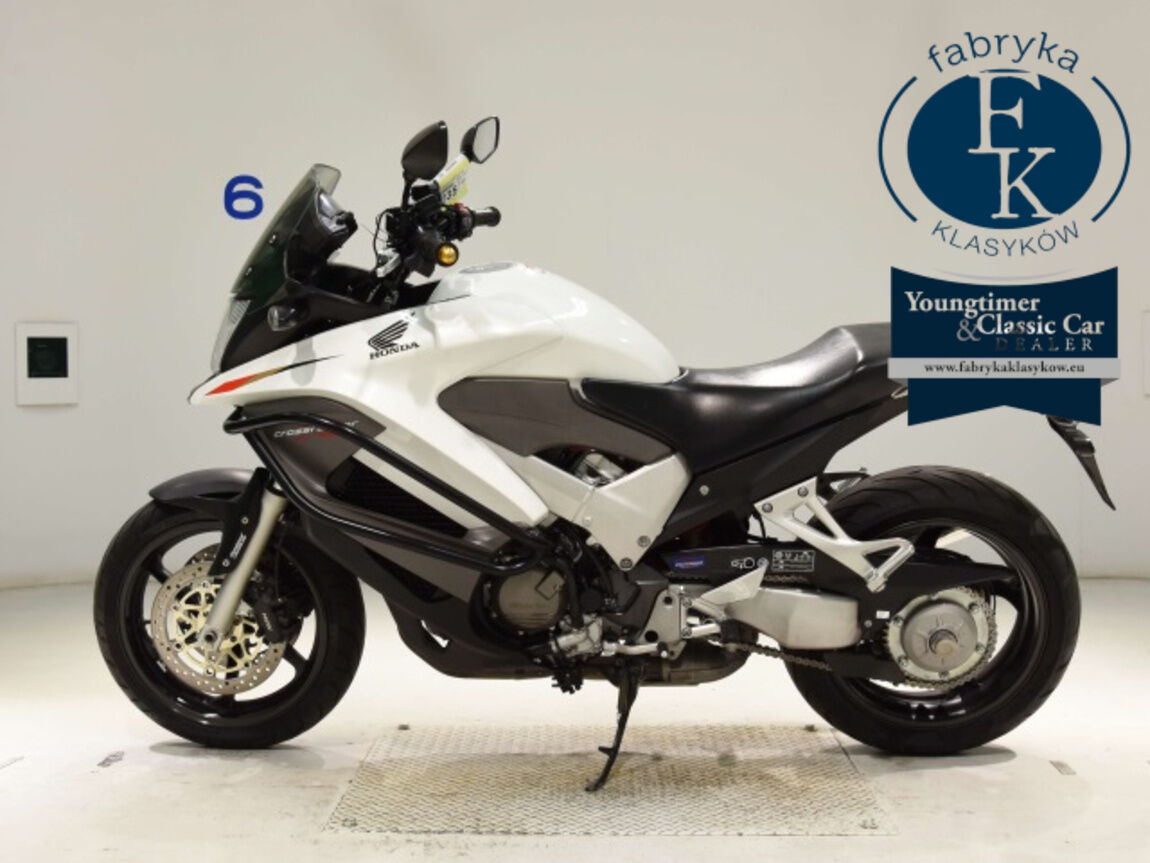 HONDA VFR800X  - zdjęcie 3