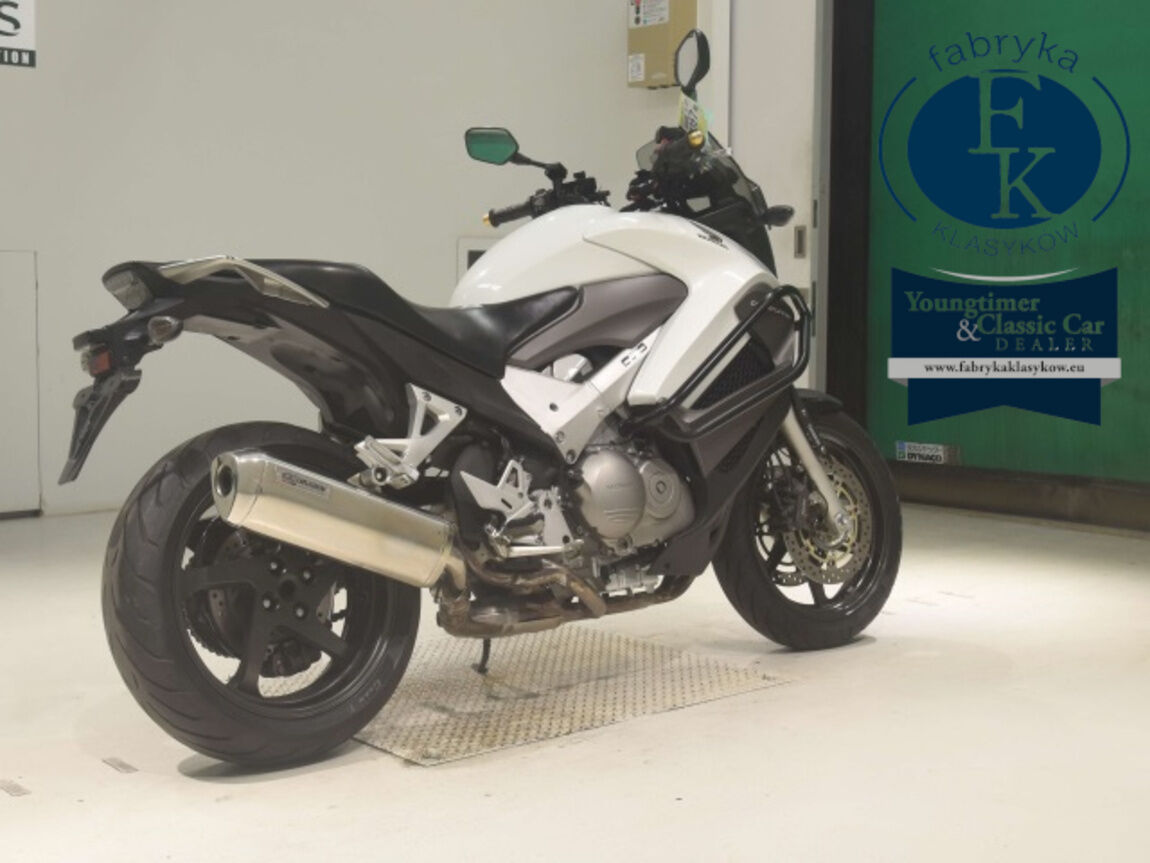 HONDA VFR800X  - zdjęcie 6