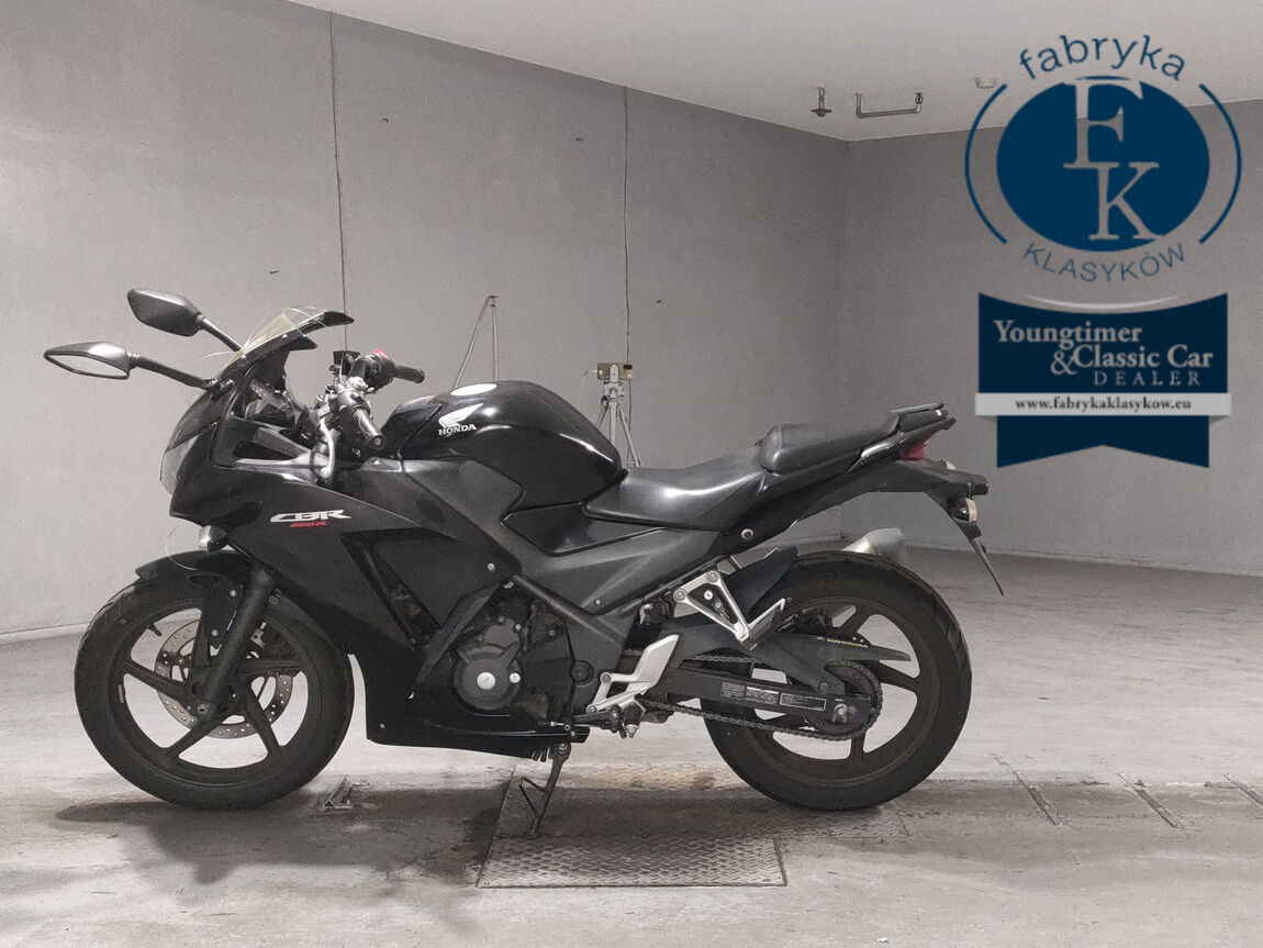 HONDA CBR250R  - zdjęcie 3