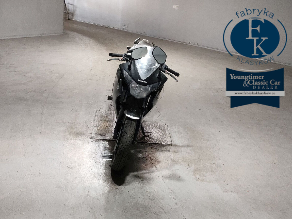 HONDA CBR125R  - zdjęcie 4