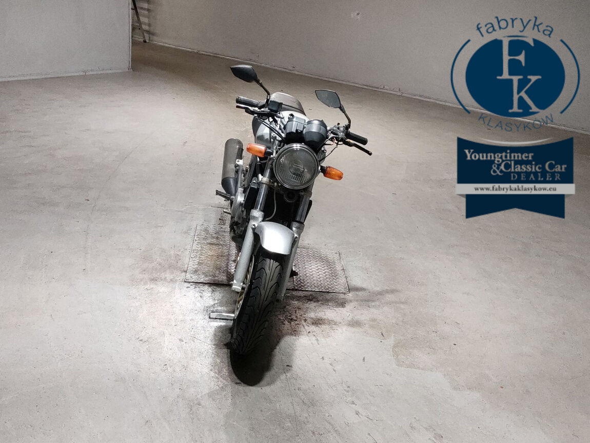 HONDA VTR250 - zdjęcie 4