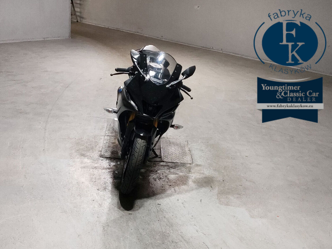 YAMAHA YZF-R125  - zdjęcie 4
