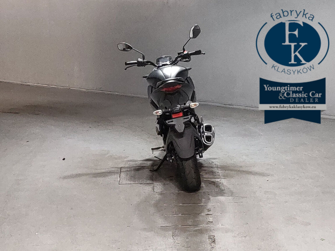 SUZUKI JIKUSA-250 - zdjęcie 5