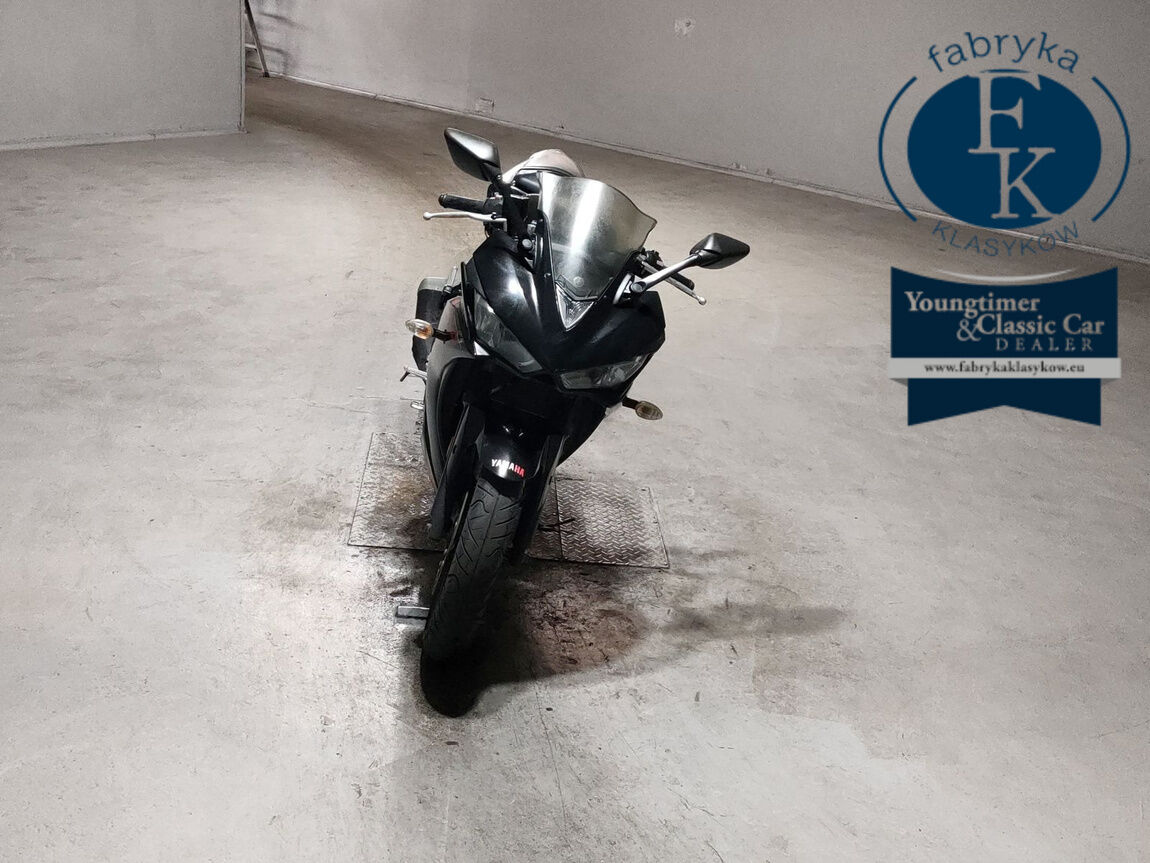 YAMAHA YZF-R25  - zdjęcie 4