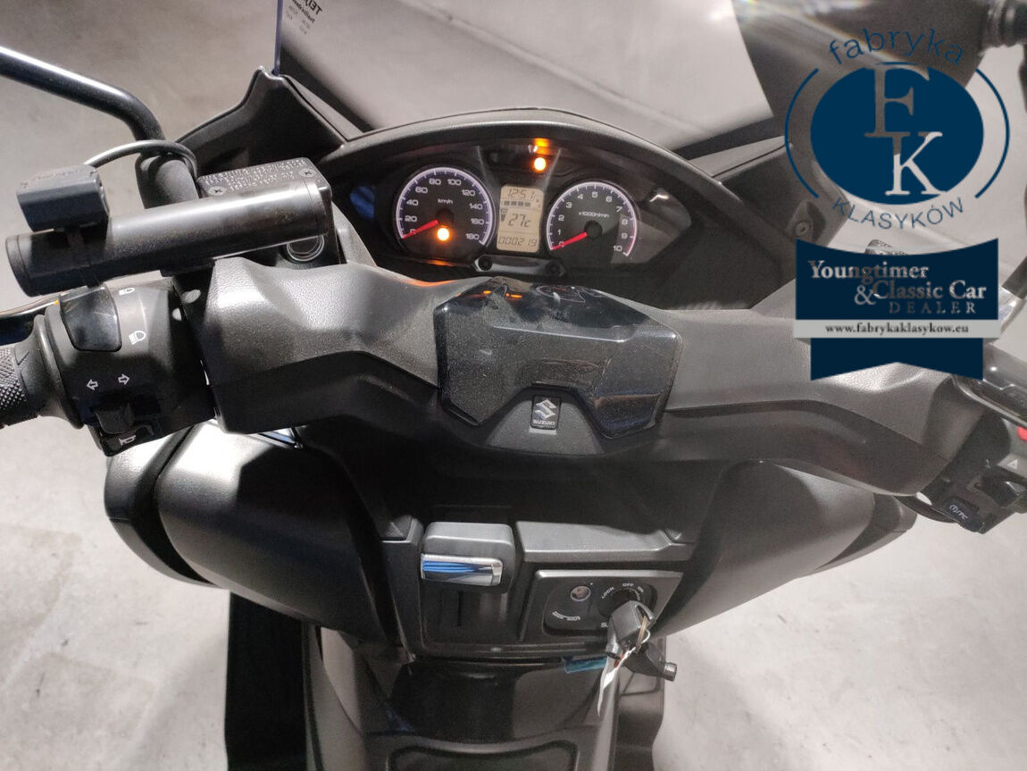 SUZUKI BURGMAN400 2022 - zdjęcie 6