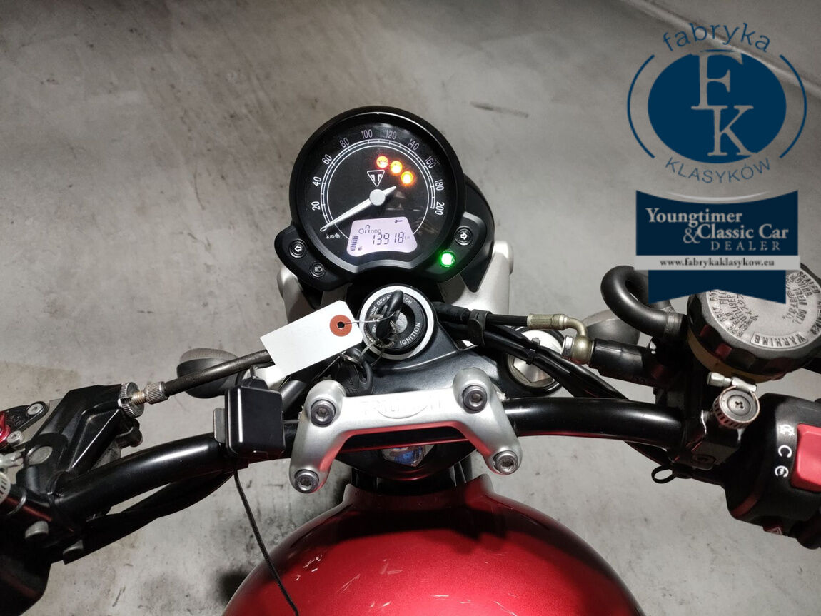 TRIUMPH STREET TWIN 900 2016 - zdjęcie 6
