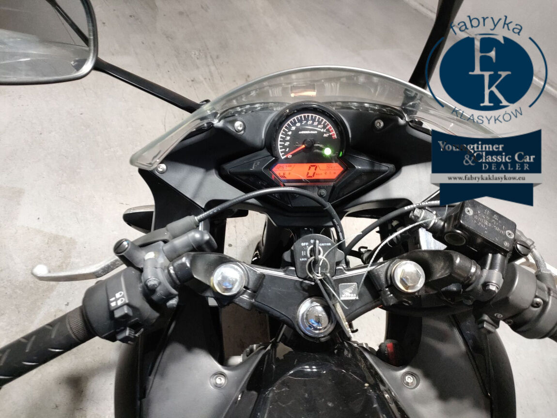 HONDA CBR125R  - zdjęcie 6