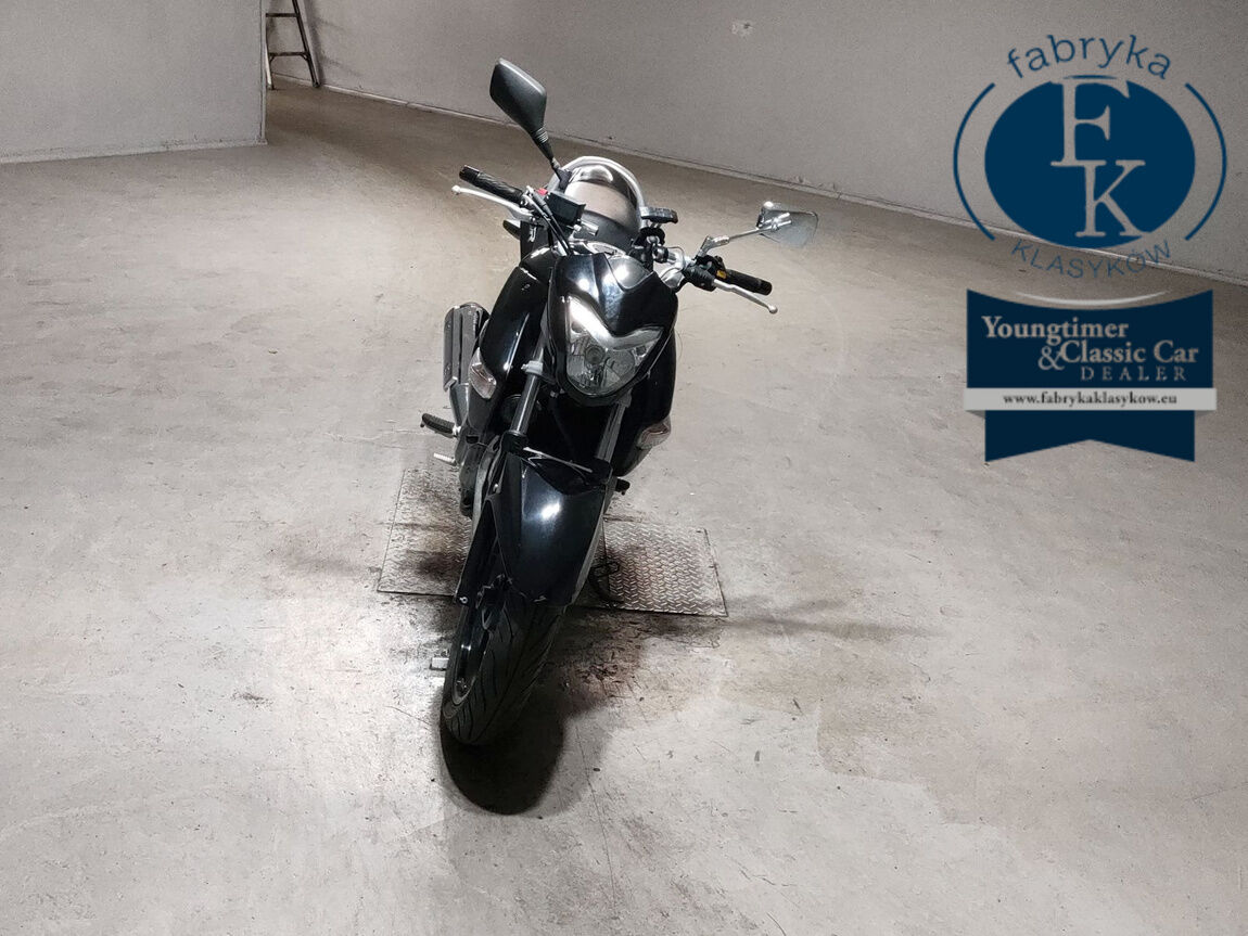 SUZUKI GSR250  - zdjęcie 4
