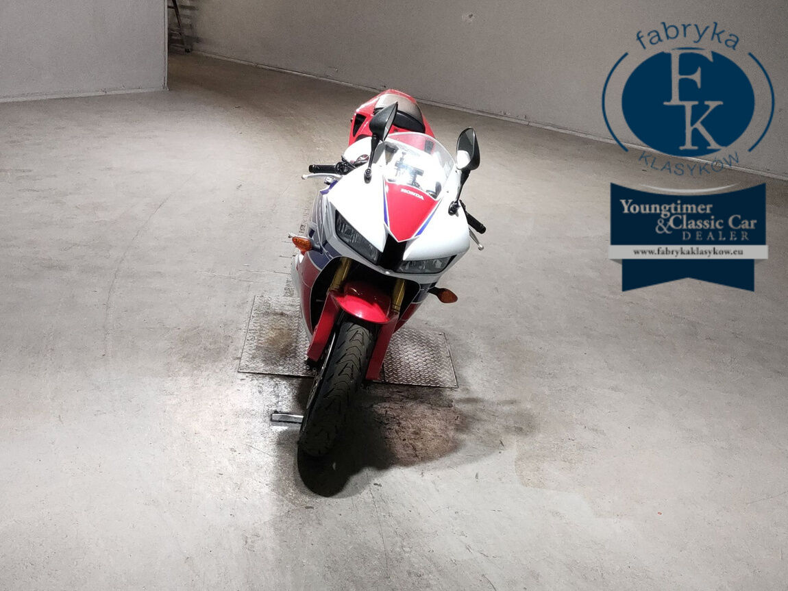 HONDA CBR600RR 2016 - zdjęcie 4