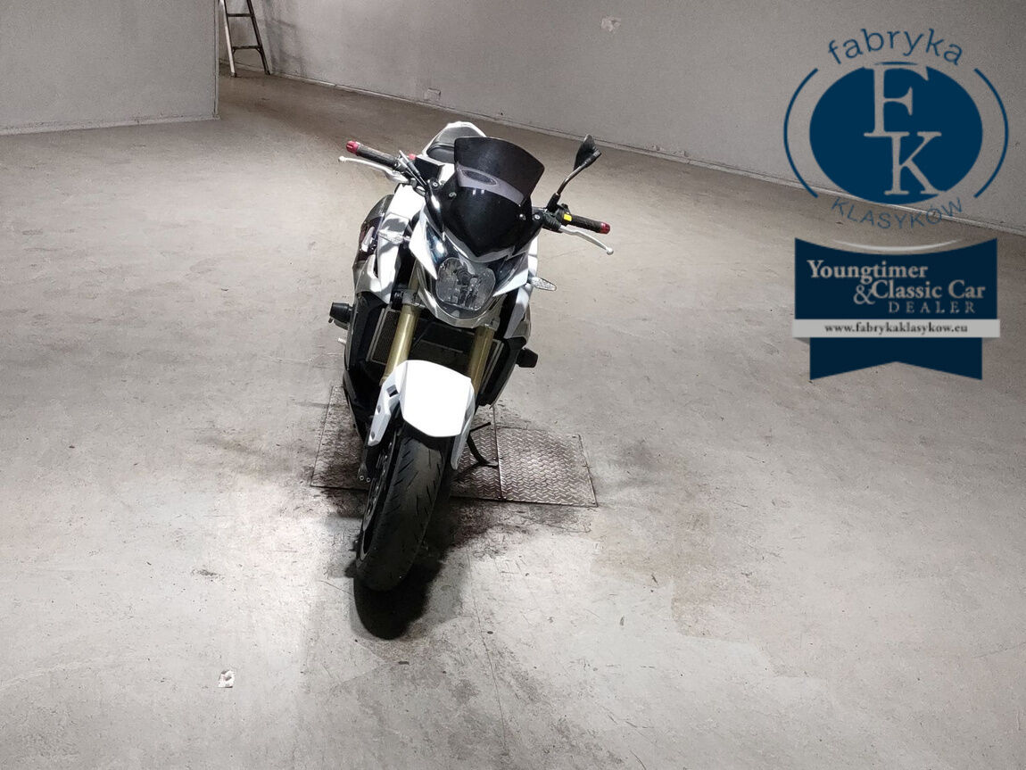 SUZUKI GSR750 2012 - zdjęcie 4