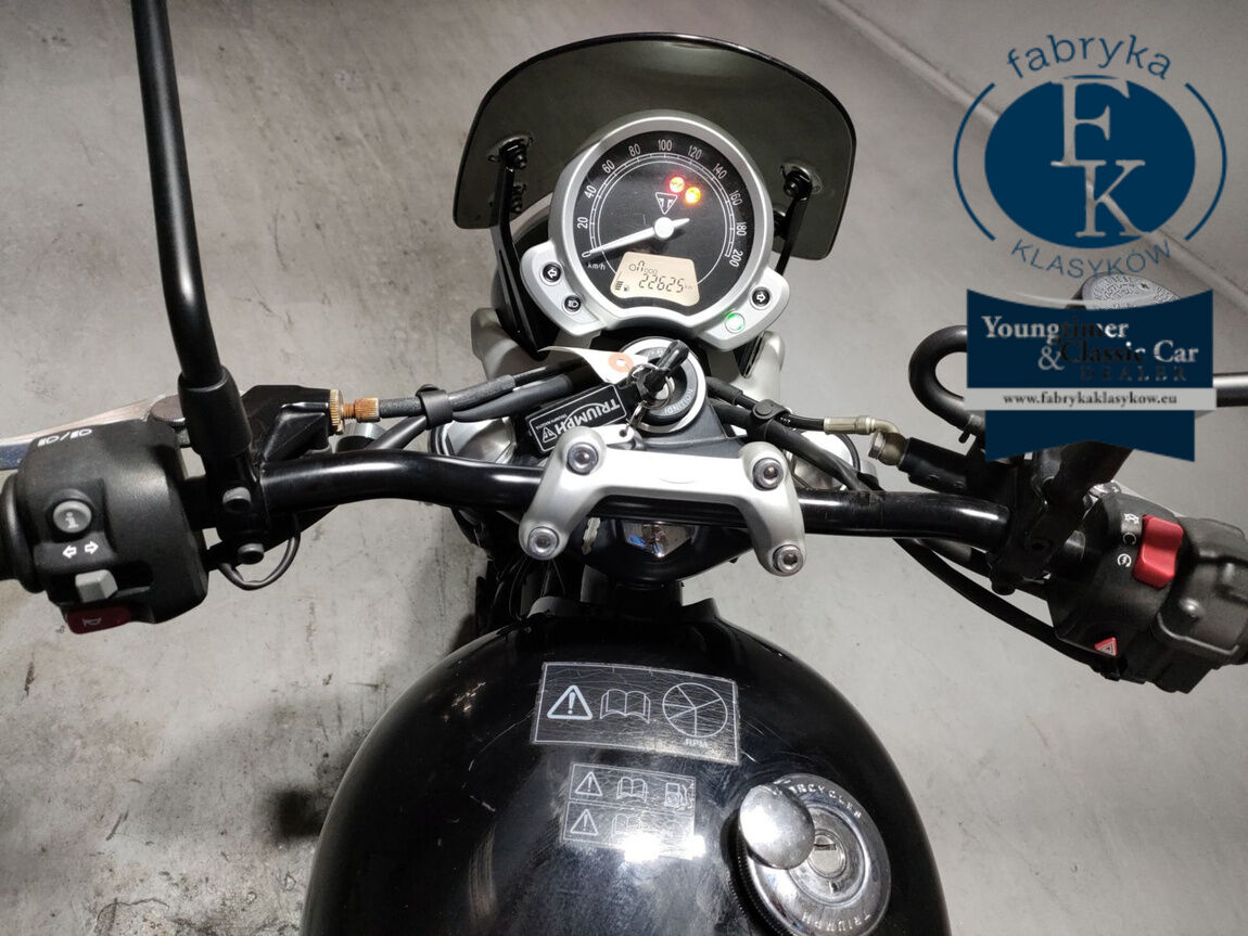 TRIUMPH STREET TWIN 900 2017 - zdjęcie 6
