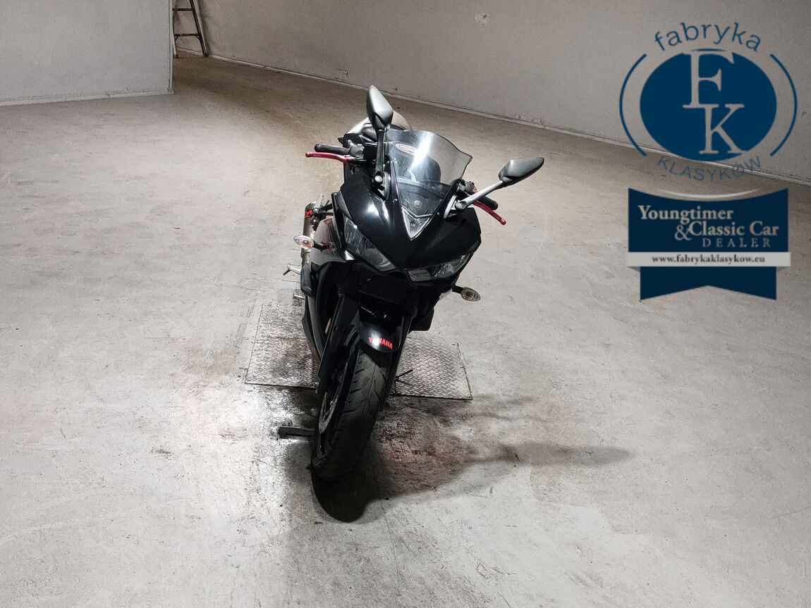 YAMAHA YZF-R25  - zdjęcie 4