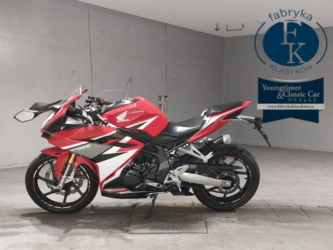 HONDA CBR250RR  - zdjęcie 3
