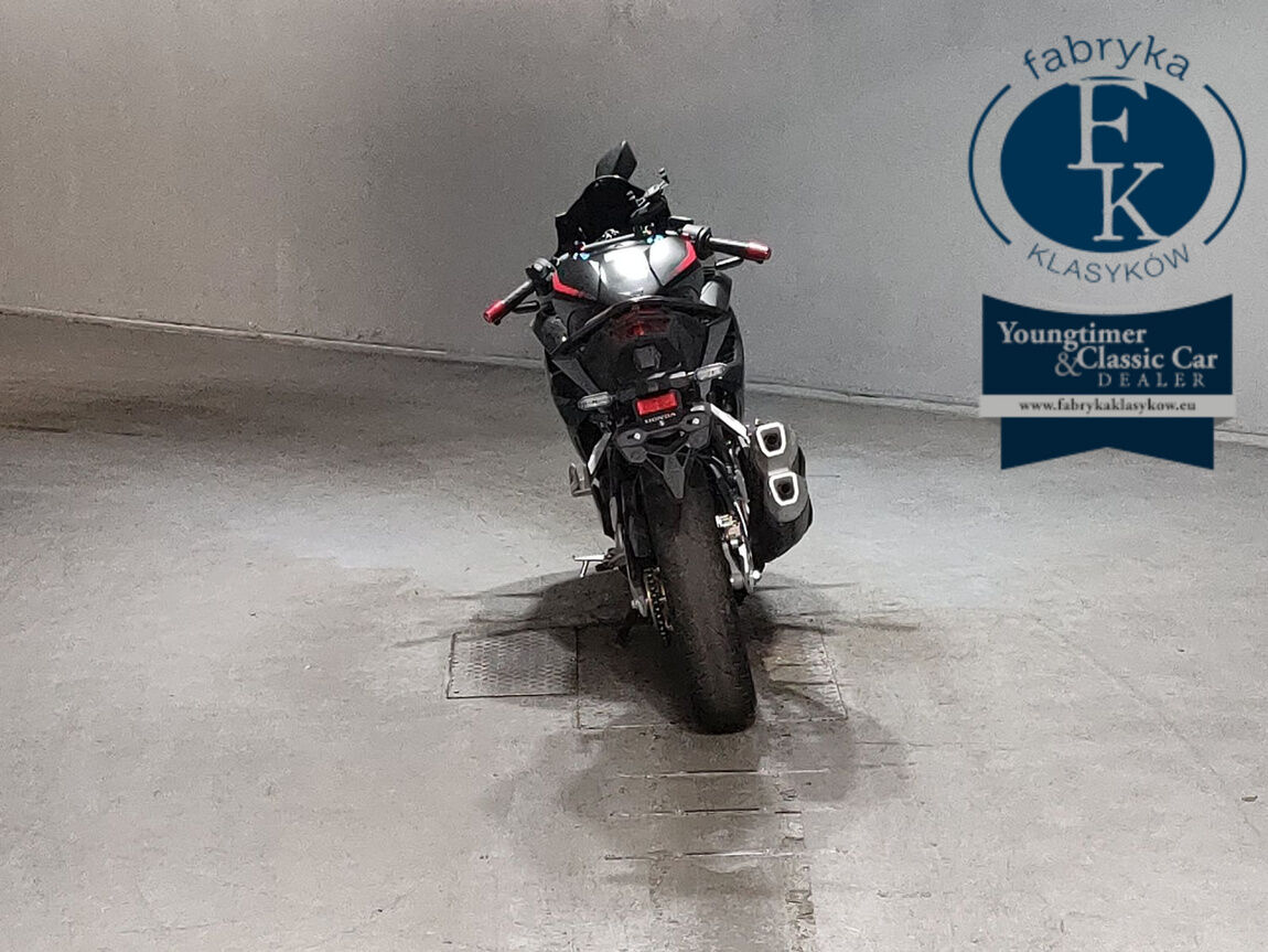 HONDA CBR250RR  - zdjęcie 5