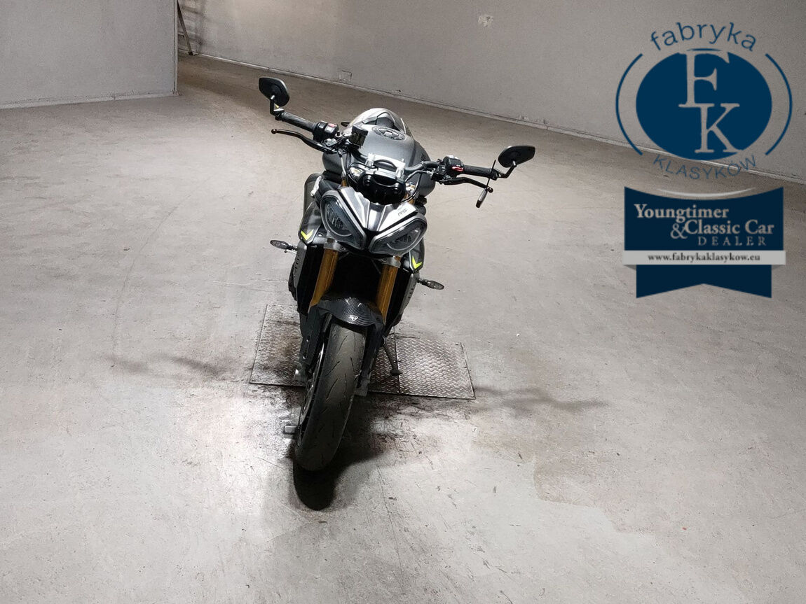 TRIUMPH SPEED TRIPLE 1200RS 2022 - zdjęcie 4