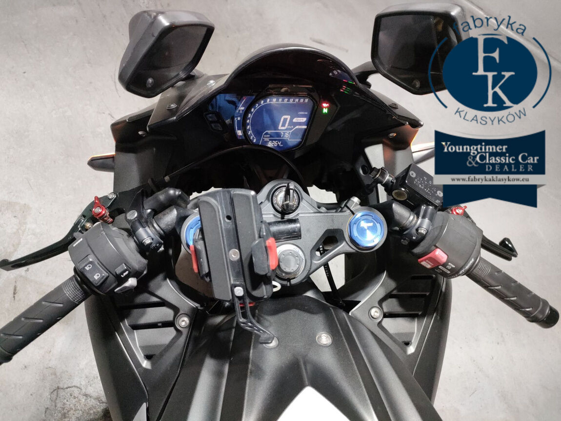 HONDA CBR250RR  - zdjęcie 6