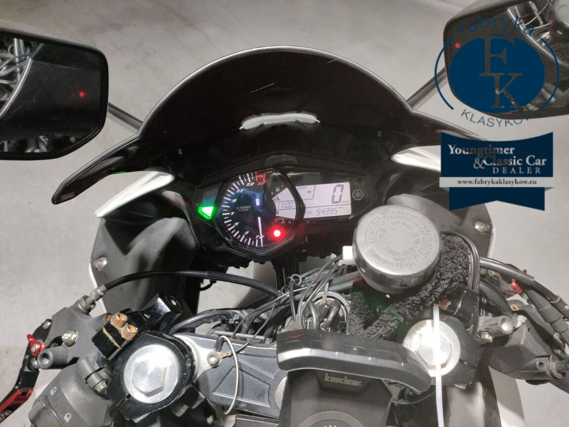YAMAHA YZF-R25  - zdjęcie 6