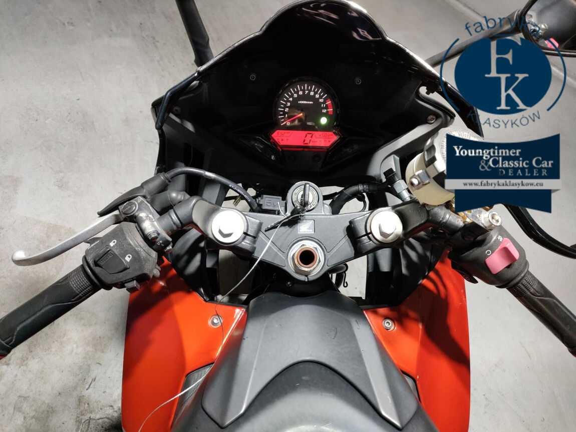 HONDA CBR250R  - zdjęcie 6