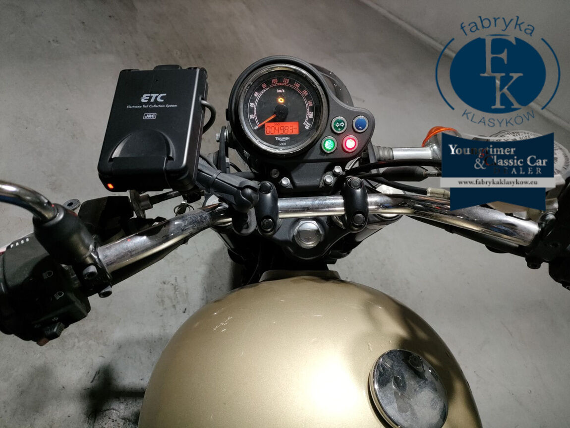 TRIUMPH BONNEVILLE 2012 - zdjęcie 6