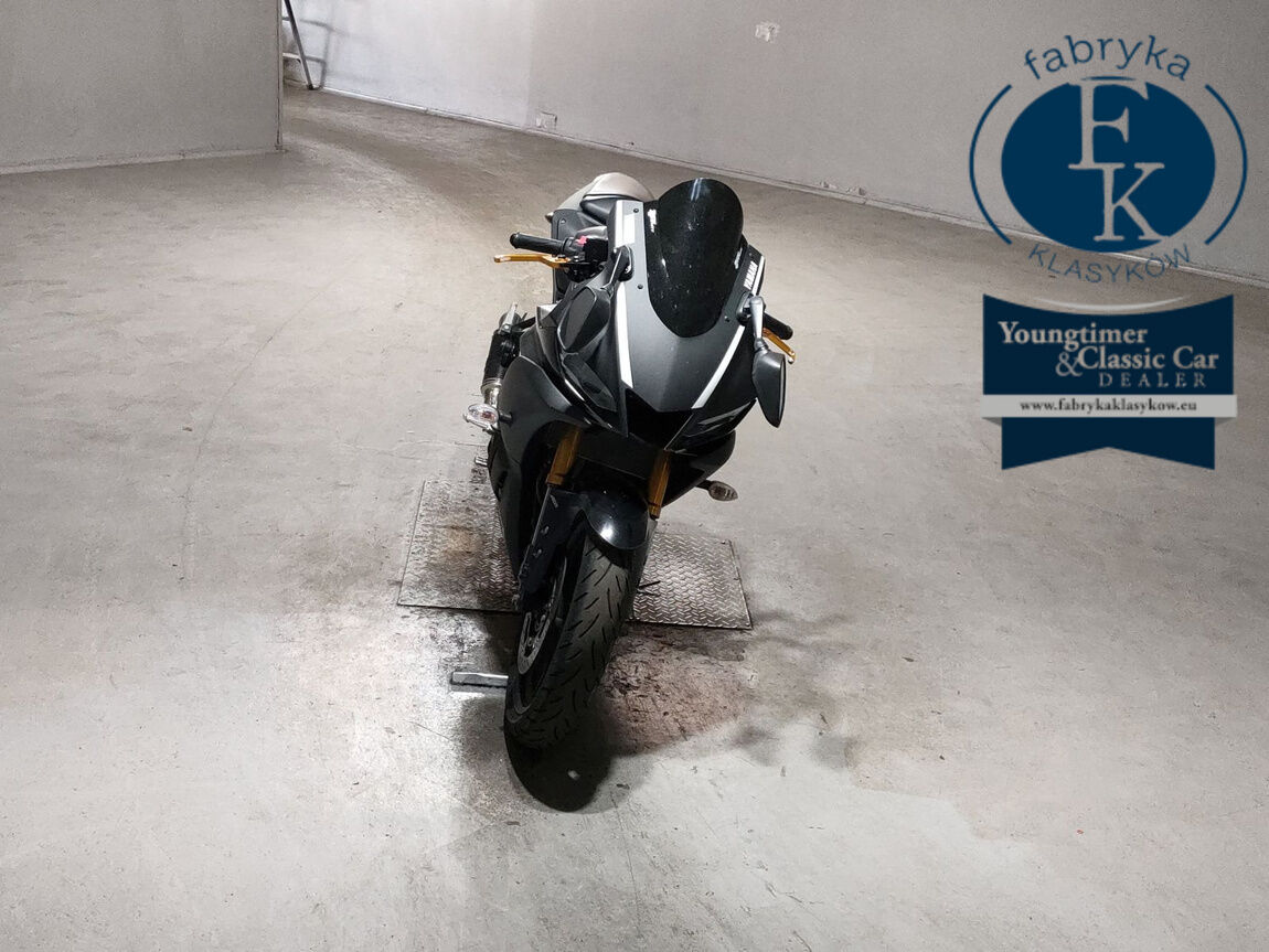 YAMAHA YZF-R3 2019 - zdjęcie 4