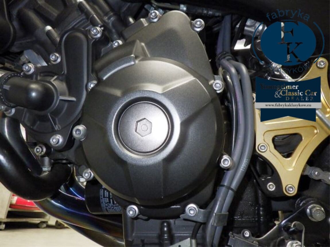 YAMAHA MT-09 2016 - zdjęcie 13