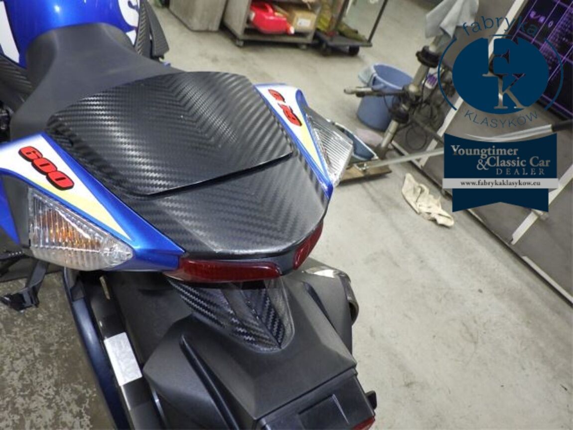 SUZUKI GSX-R600 2012 - zdjęcie 19