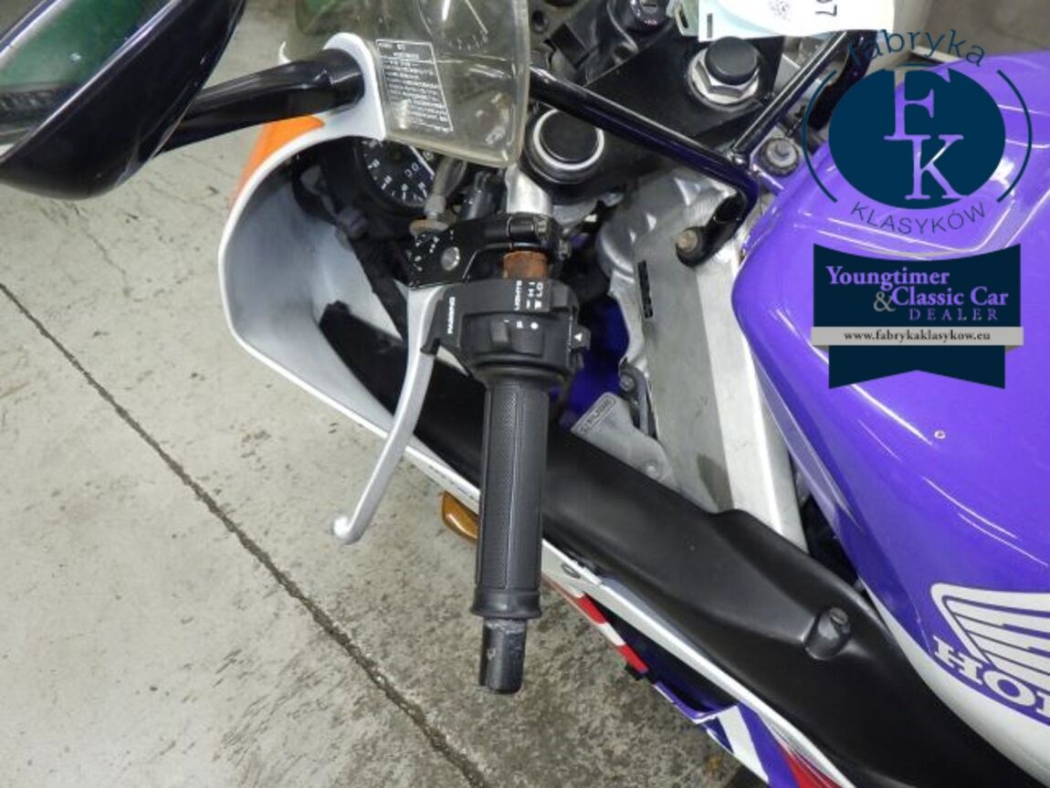 HONDA CBR250RR  - zdjęcie 21