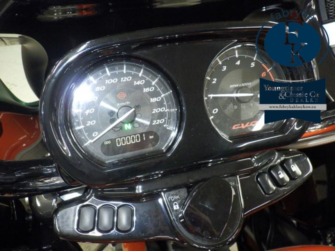 HARLEY-DAVIDSON FLTRXSE1920CVO 2022 - zdjęcie 16