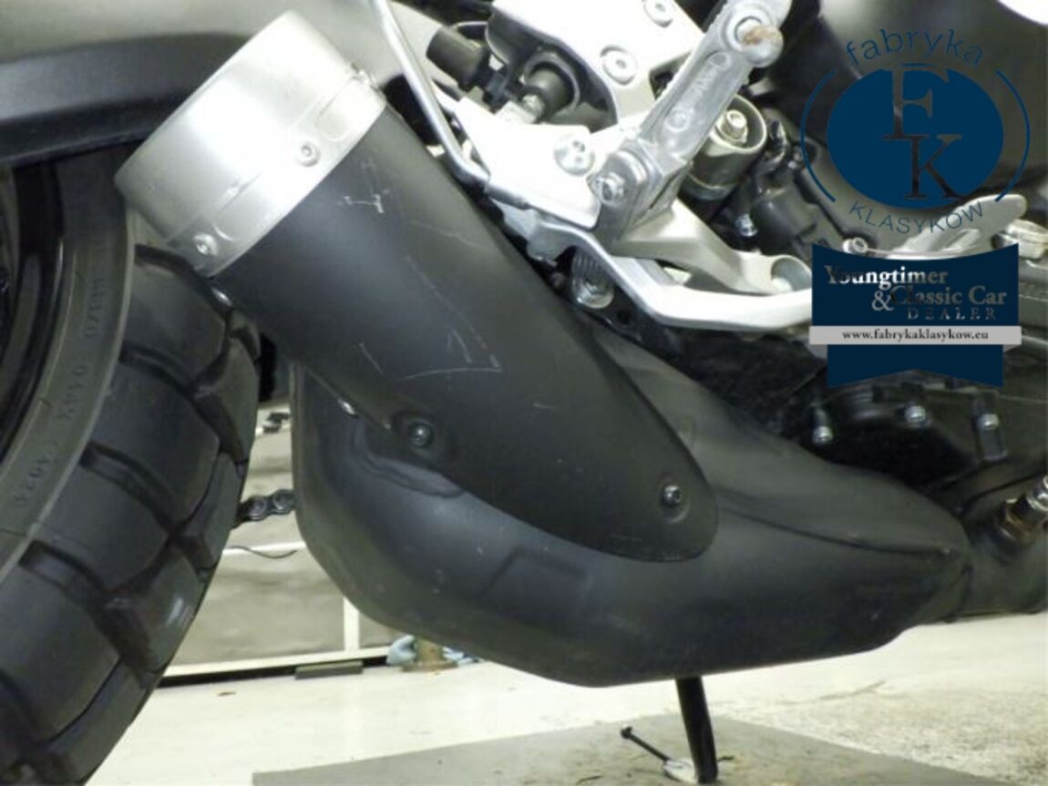 YAMAHA XSR900 2021 - zdjęcie 16