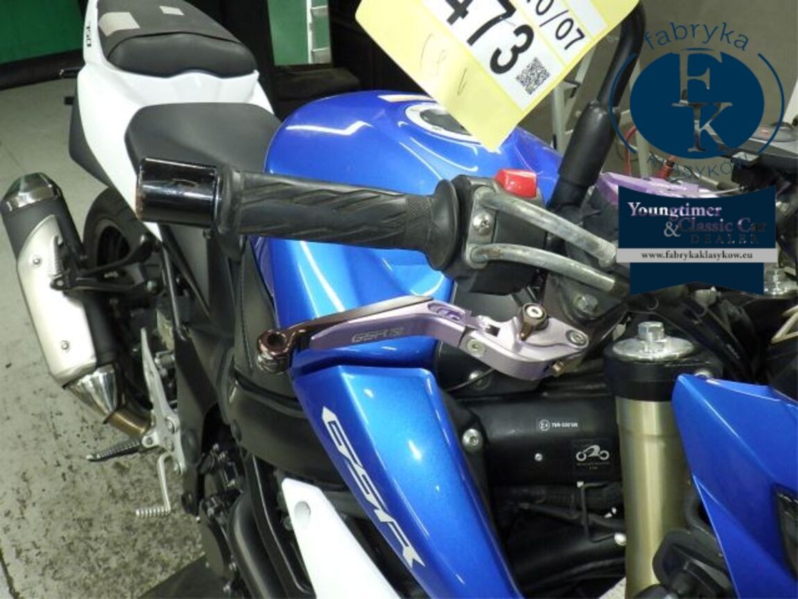 SUZUKI GSR750A 2014 - zdjęcie 24
