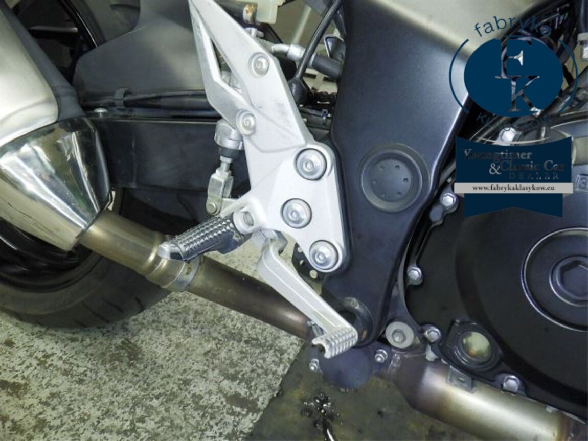 SUZUKI GSR750A 2014 - zdjęcie 30