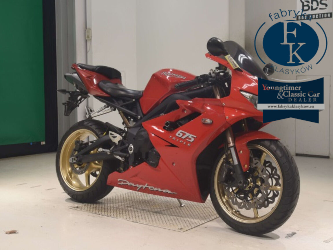 TRIUMPH DAYTONA675 2009 - zdjęcie 4