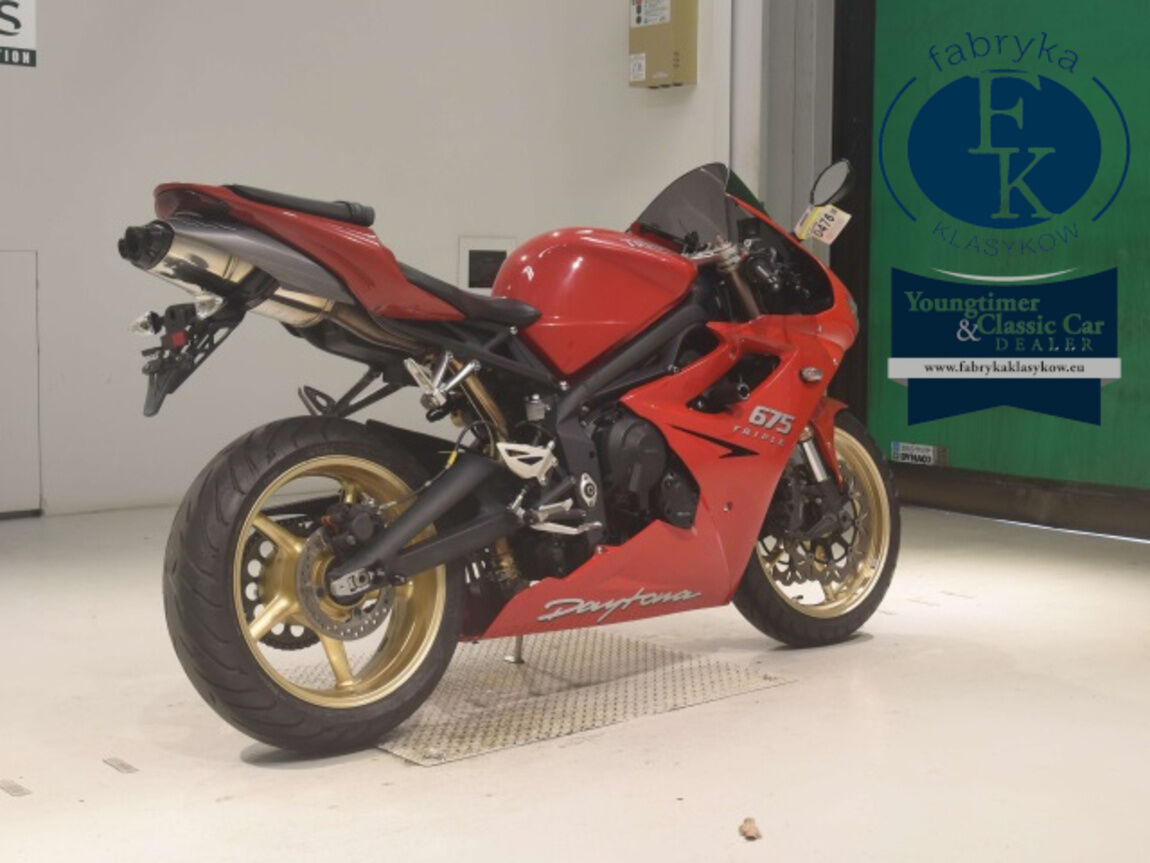 TRIUMPH DAYTONA675 2009 - zdjęcie 6