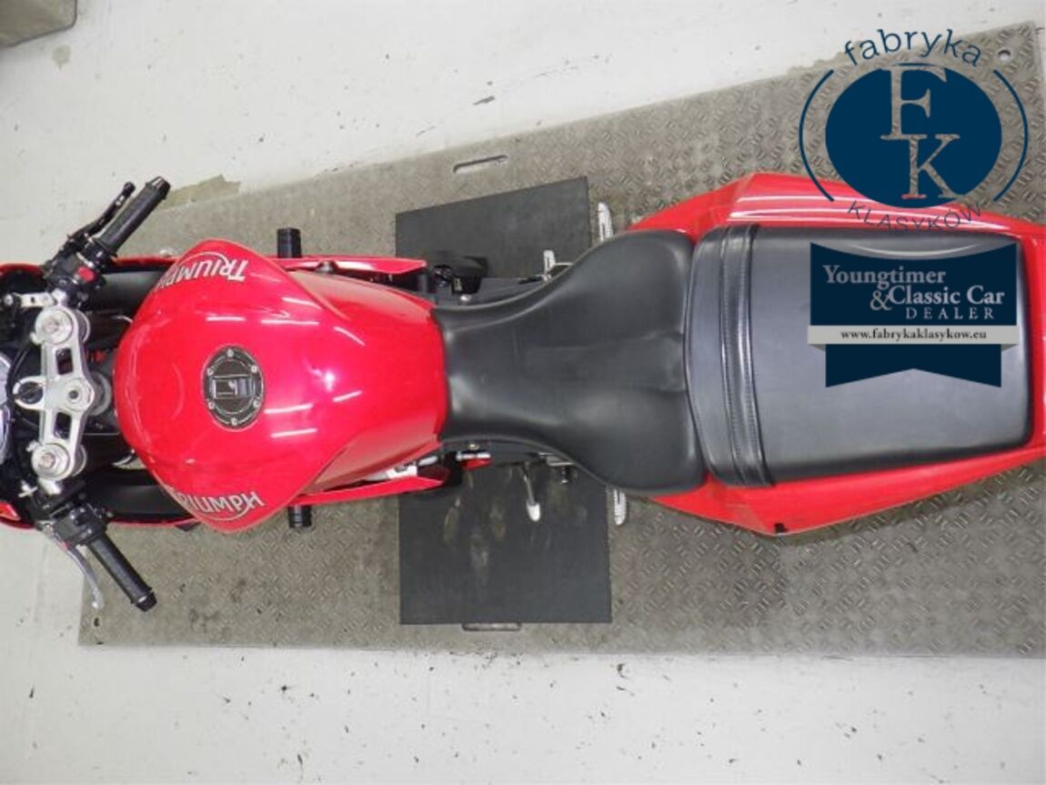 TRIUMPH DAYTONA675 2009 - zdjęcie 32
