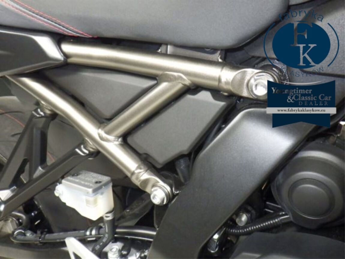 SUZUKI GSX-8T 2026 - zdjęcie 30