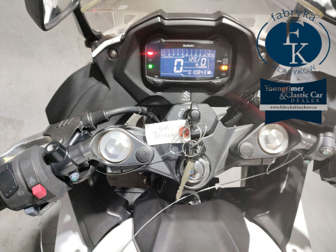 SUZUKI GSX250R  - zdjęcie 6