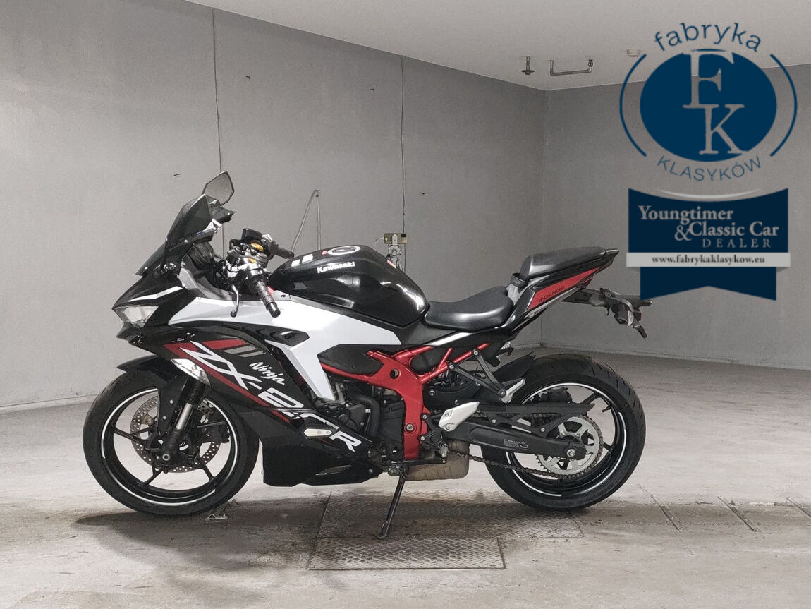 KAWASAKI NINJA ZX-25R  - zdjęcie 3