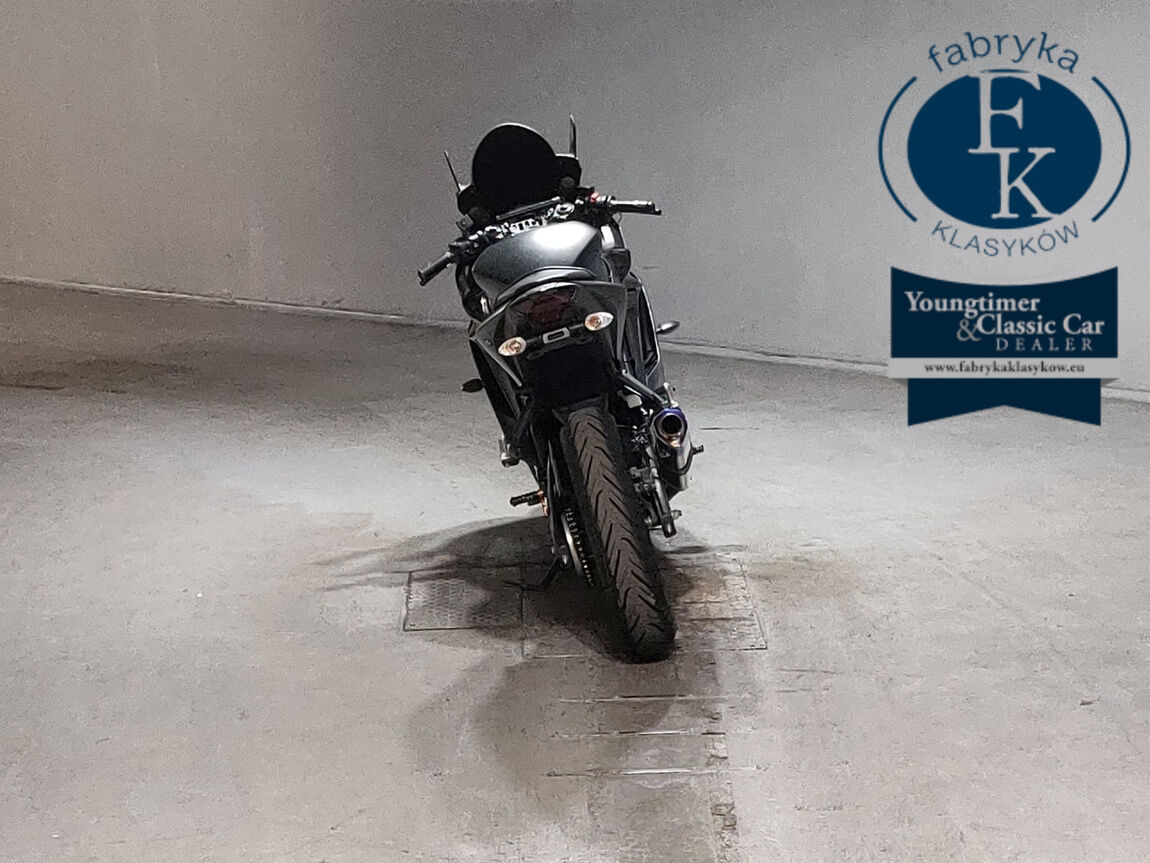 YAMAHA YZF-R25  - zdjęcie 5