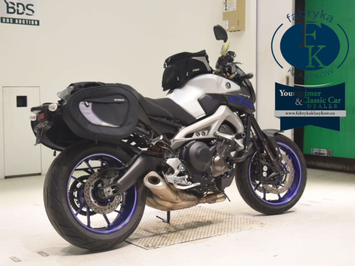 YAMAHA MT-09A 2015 - zdjęcie 6
