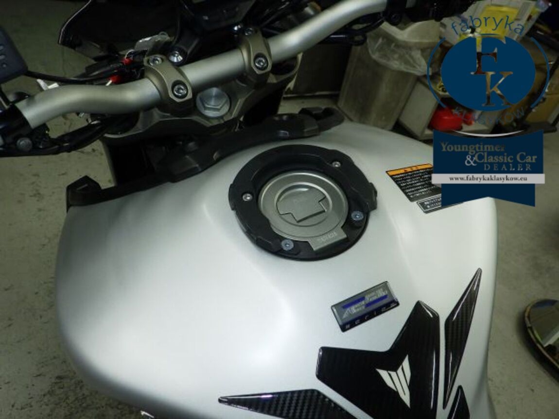 YAMAHA MT-09A 2015 - zdjęcie 22