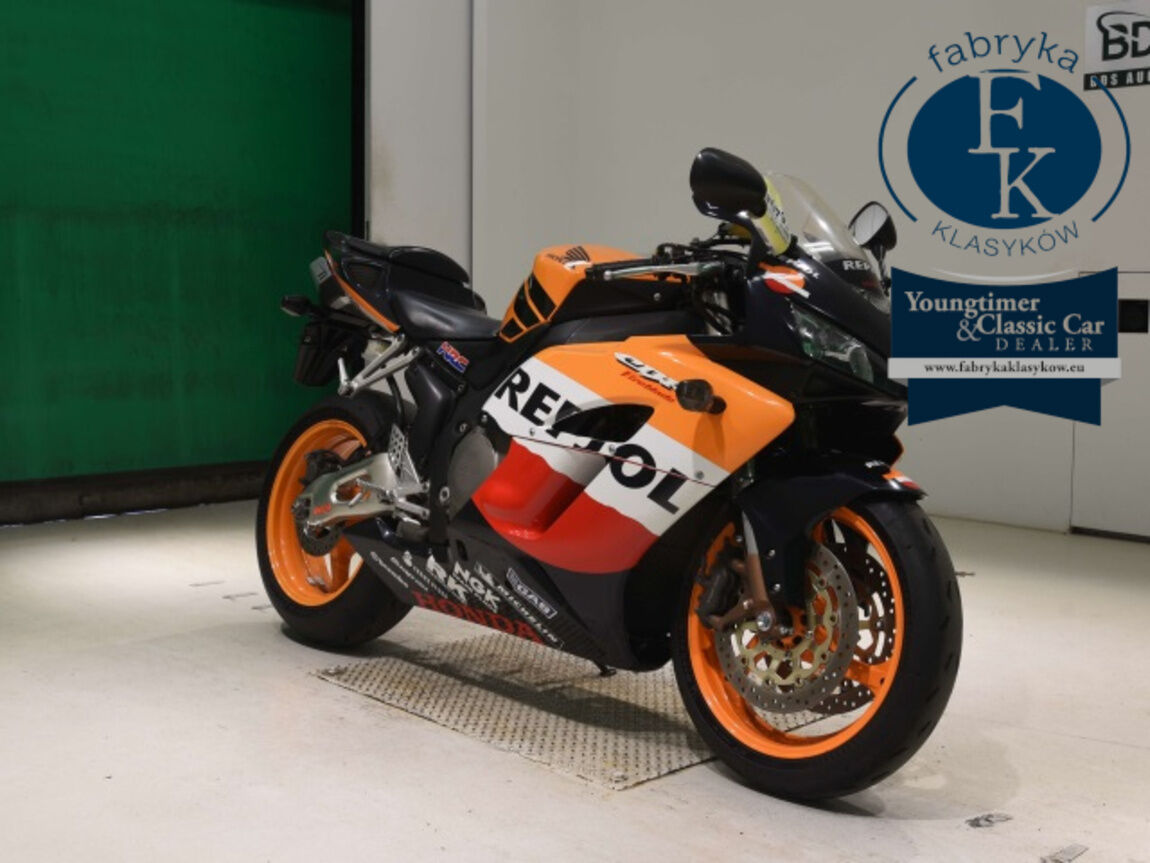 HONDA CBR1000RR 2005 - zdjęcie 4