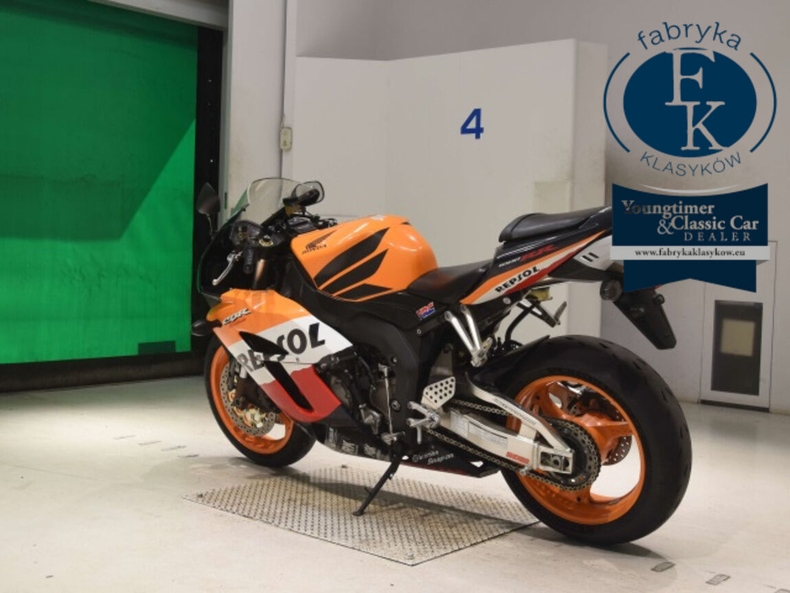 HONDA CBR1000RR 2005 - zdjęcie 7