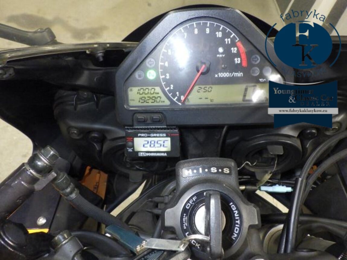 HONDA CBR1000RR 2005 - zdjęcie 16