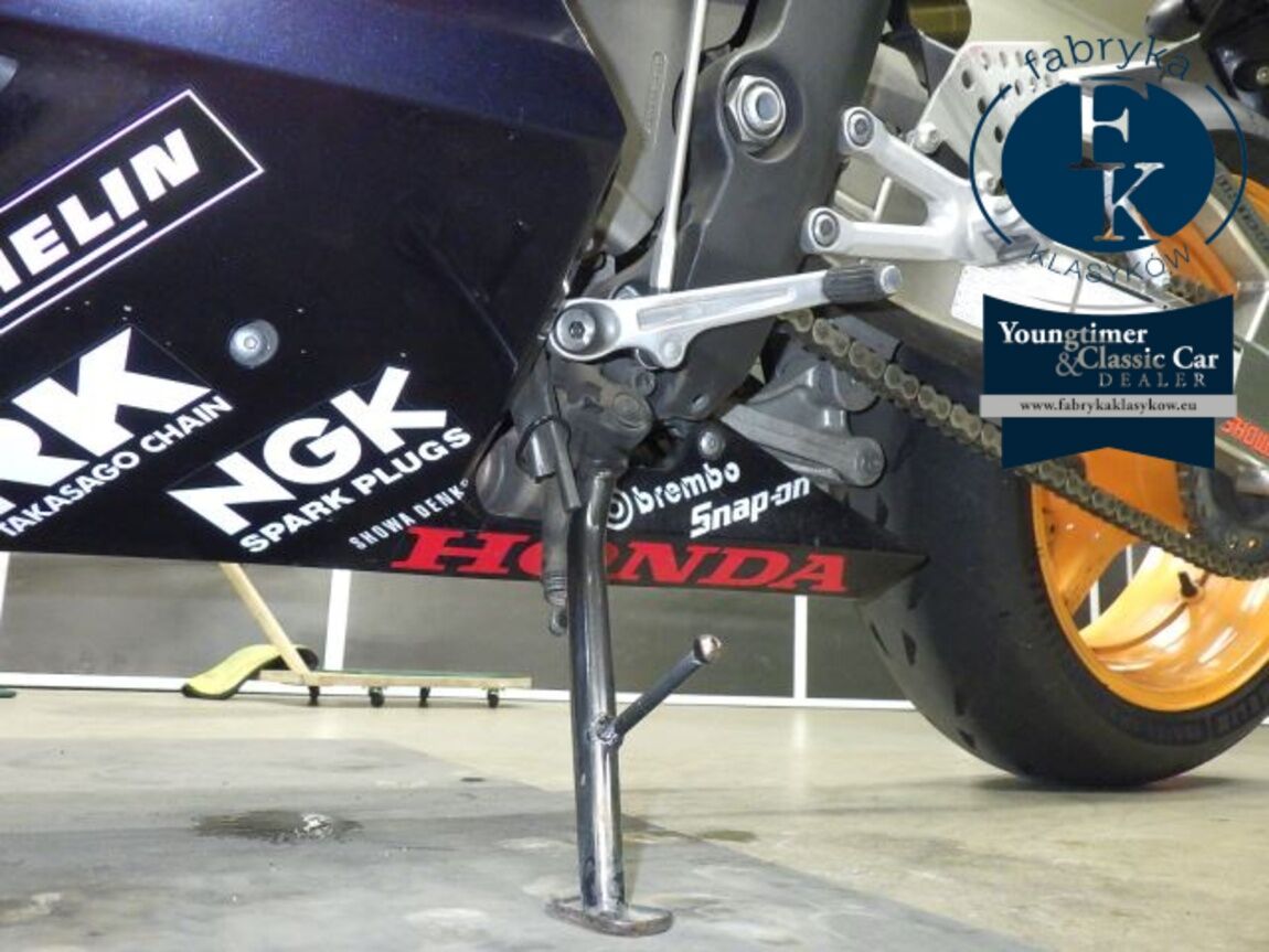 HONDA CBR1000RR 2005 - zdjęcie 32